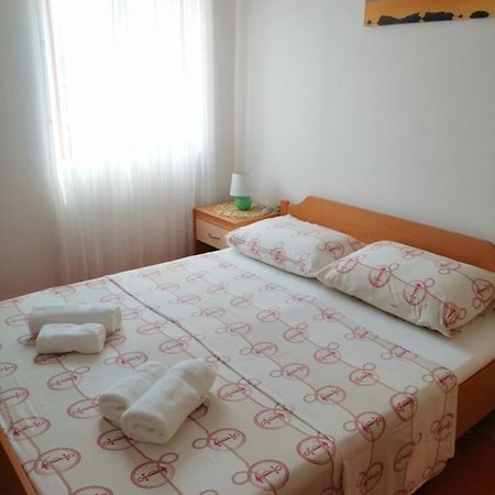Apartments Nice View คิร์ก ภายนอก รูปภาพ